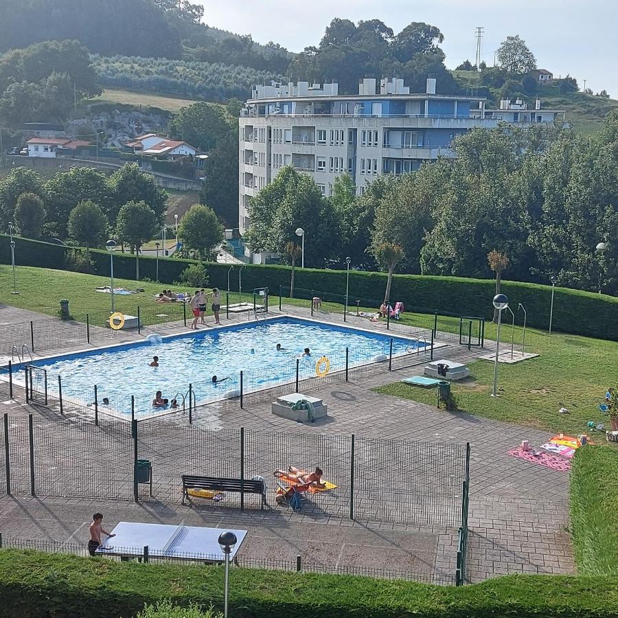 Soleado Piso Con Garaje Y Piscina A 8' Centro Appartement Castro Urdiales Buitenkant foto