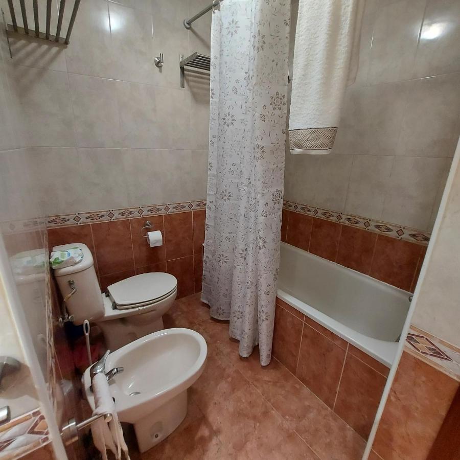 Soleado Piso Con Garaje Y Piscina A 8' Centro Appartement Castro Urdiales Buitenkant foto